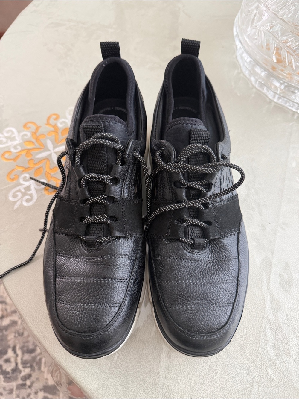 Johnston & Murphy Black Men's Leather Lace-Up Sneakers